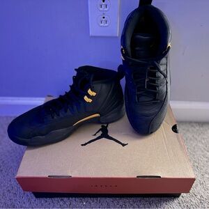 Air jordan 12 Retro black taxi USED